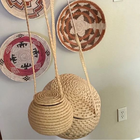 Baskets Round Pair Woven Lid Long Straps & added 3 more! (5 total) - Picture 9 of 17